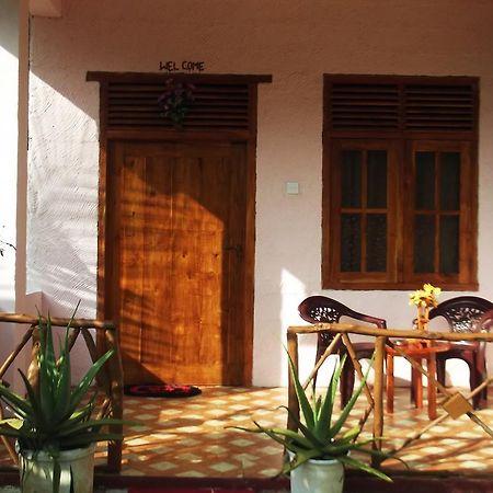 Star Sun Homestay Tangalle Exterior photo