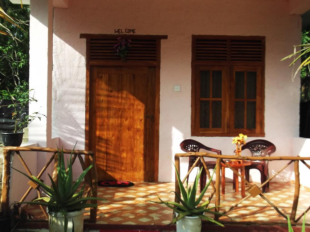 Star Sun Homestay Tangalle Exterior photo